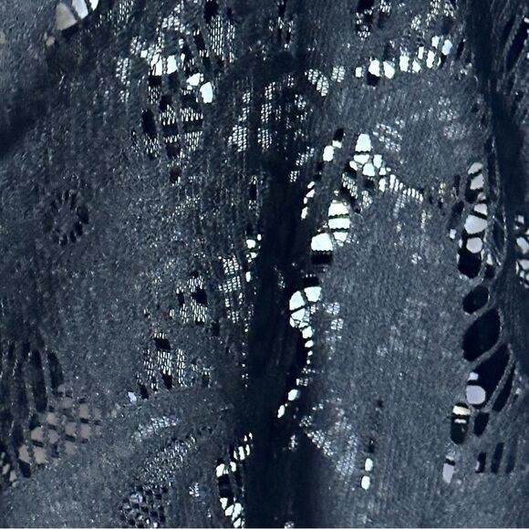 Black and Gold Lace Dress With Lace 3/4 Bell Sleeve New With Tags XS - Picture 12 of 16